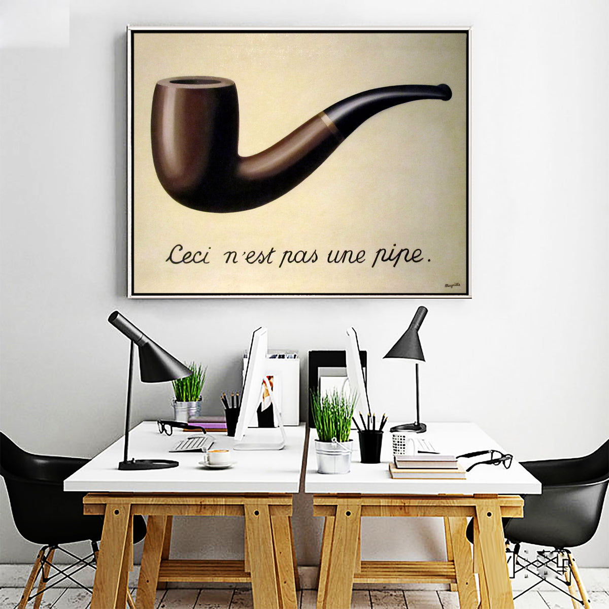 The Treachery of Images by Ren‚ Magritte