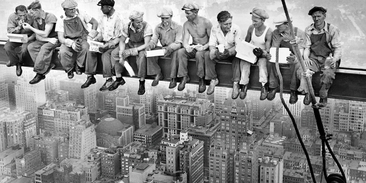 Lunch atop a Skyscraper