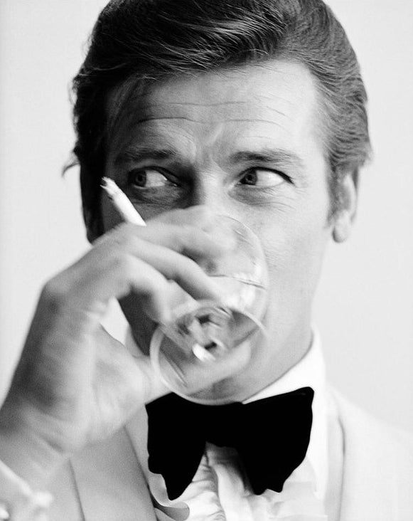 Roger Moore, shaken not stirred