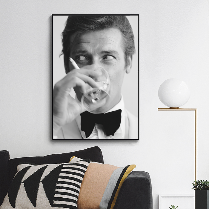 Martini - Shaken Not Stirred - Roger Moore - James Bond 007